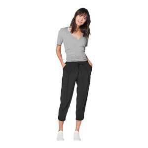 Lululemon Black Lightweight Pants with Pockets